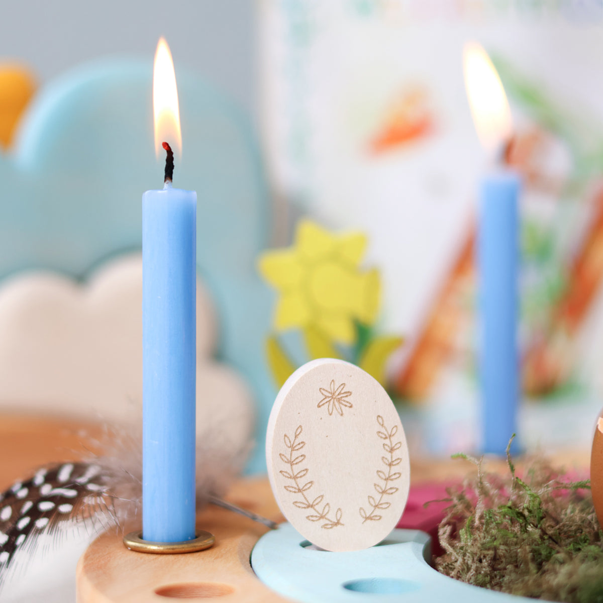 Lightblue 10% Beeswax Candles VE 12 pcs.